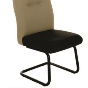 Dom Cube s Kursi Kantor Hadap Koenig