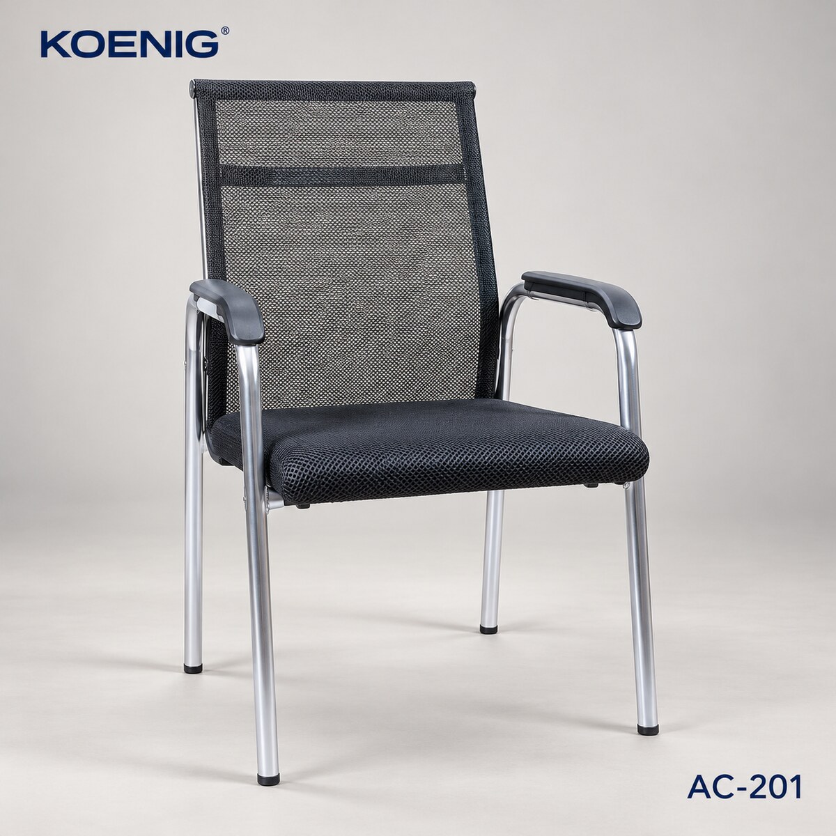 Kursi hadap jaring KOENIG AC-201 hitam dengan armrest dan empat kaki krom